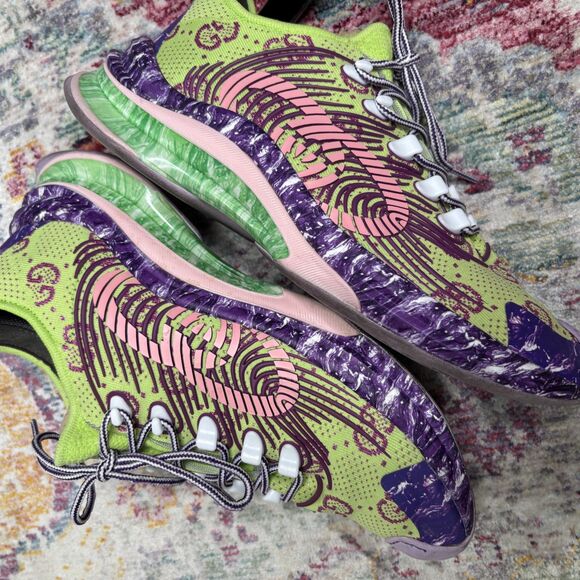 Gucci Run Knit Sneakers - Picture 9 of 11